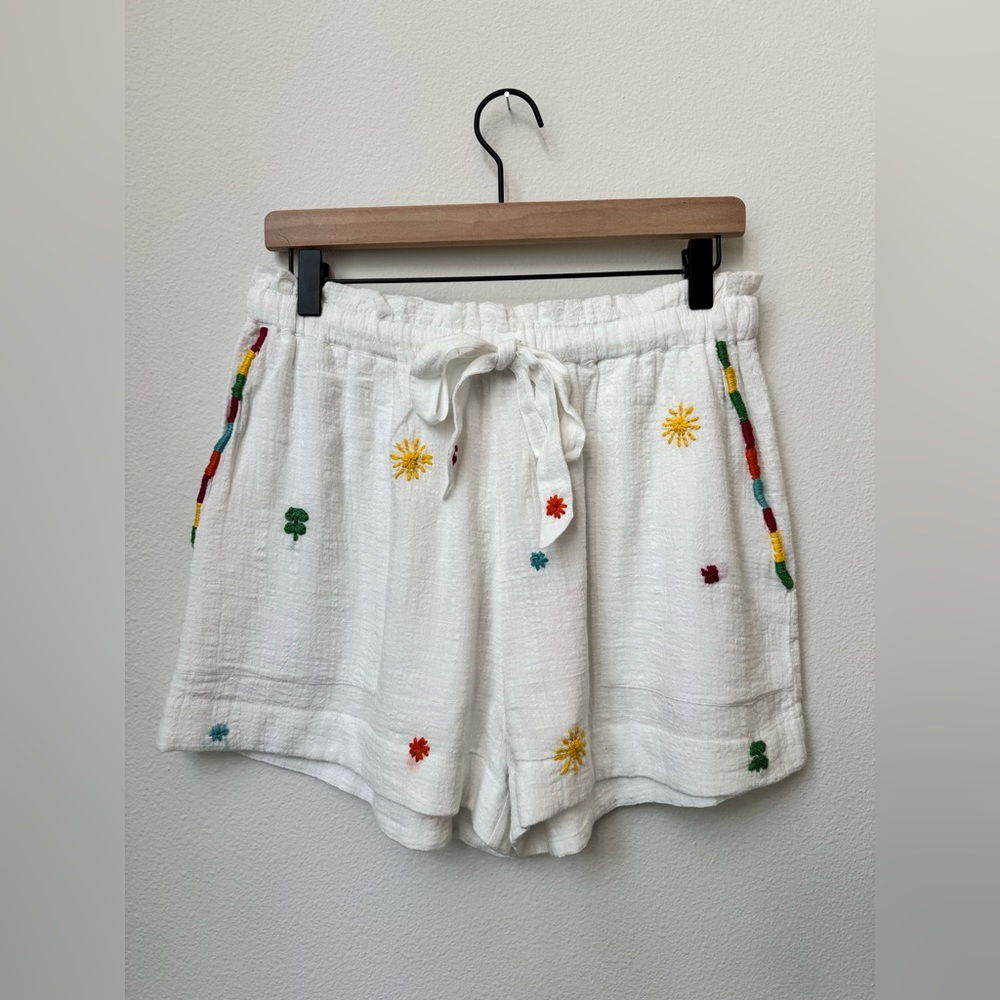 NWT Love The Label Ramona Embroidered Boho Shorts - White Multi - Size S